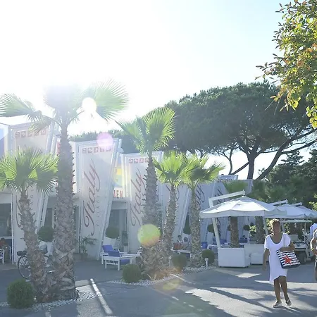 公寓式酒店 La Serra Village & 巴亚多米吉亚