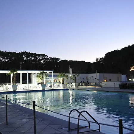 公寓式酒店 La Serra Village &