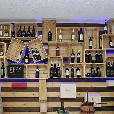 La Serra Village & 公寓式酒店 4*