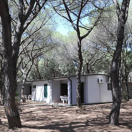 La Serra Village &