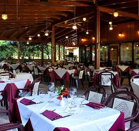 Lägenhetshotell La Serra Village &