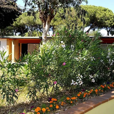 La Serra Village & Lägenhetshotell