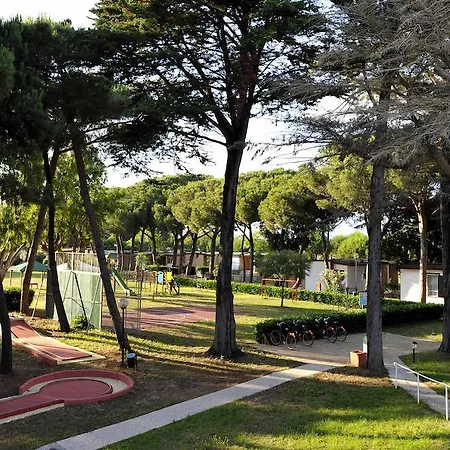 La Serra Village & Lägenhetshotell