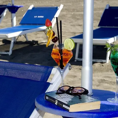 La Serra Village & 4* Baia Domizia